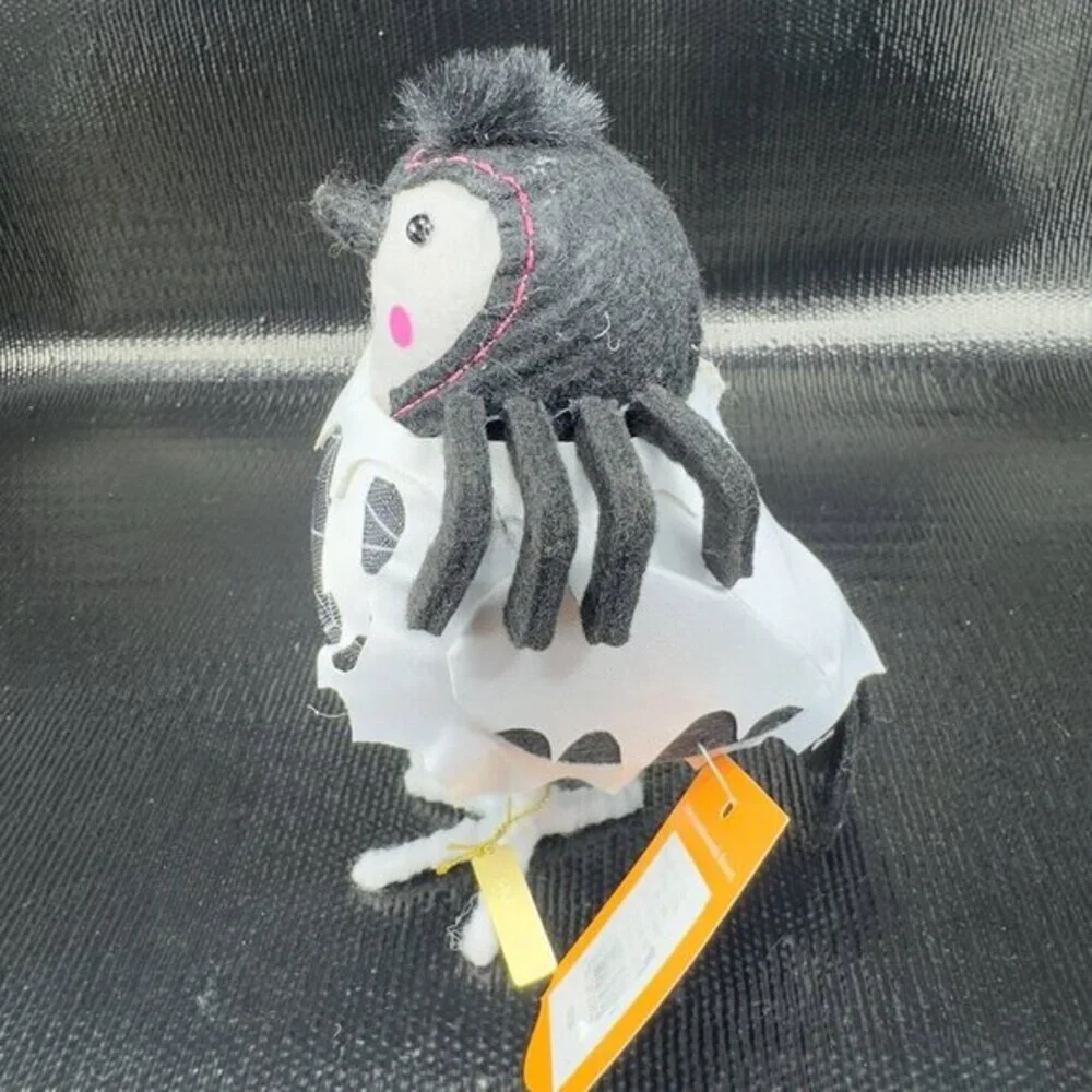 Target Hyde &‎ EEK Featherly Friends Fabric Bird 2024 With Tags Figure Skitter